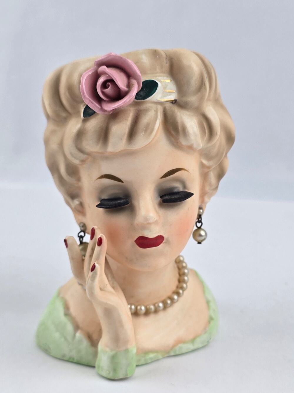 Vintage 1961 Inarco E-193/S Womans Head w/ Pearl Necklace & Earrings Green